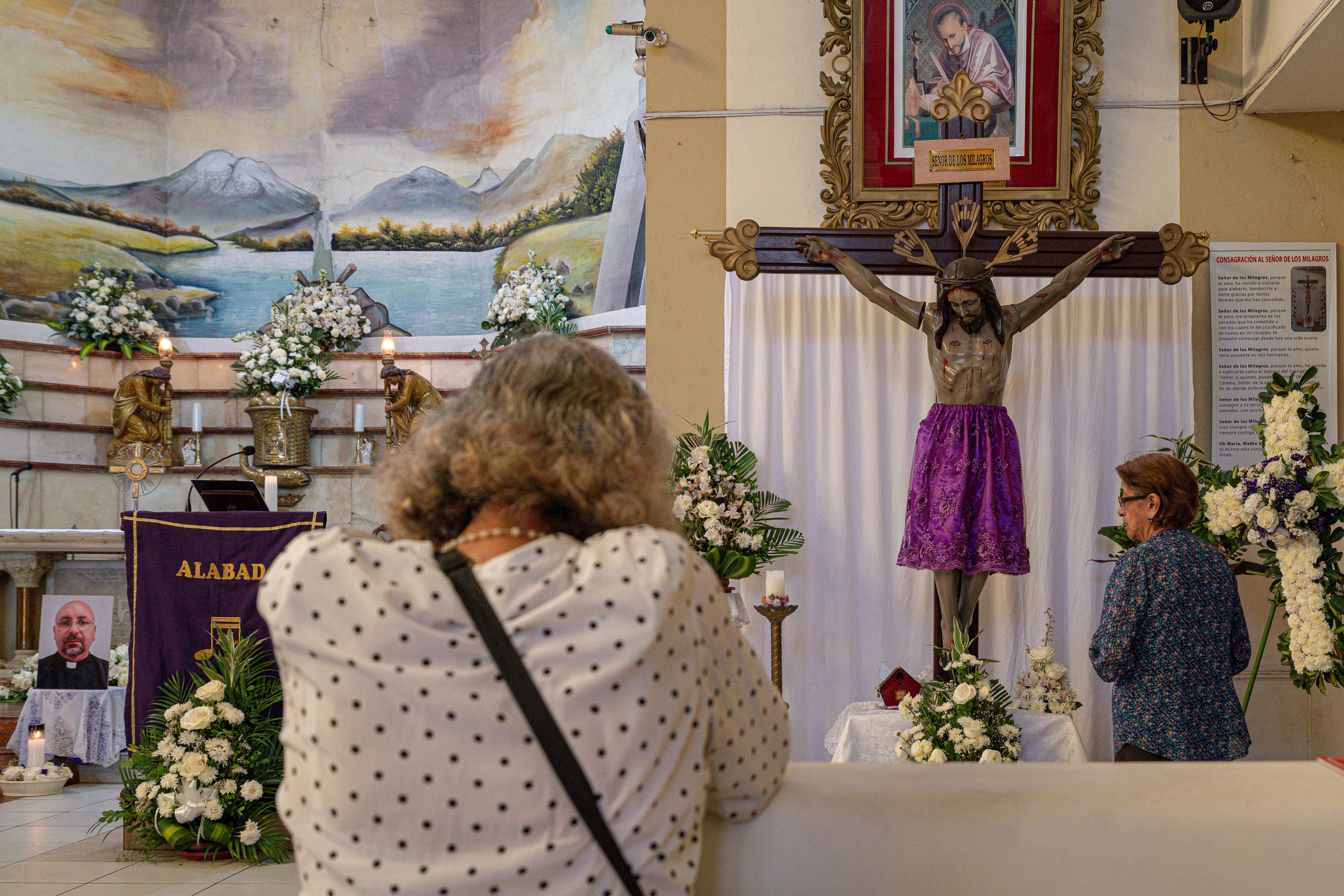 Memorial por Patricio Sánchez en la iglesia de Guayaquil.