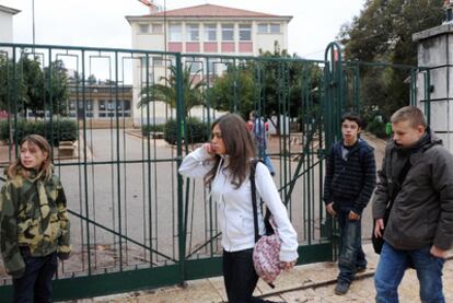 Estudiantes del Liceo Camoens de Lisboa.