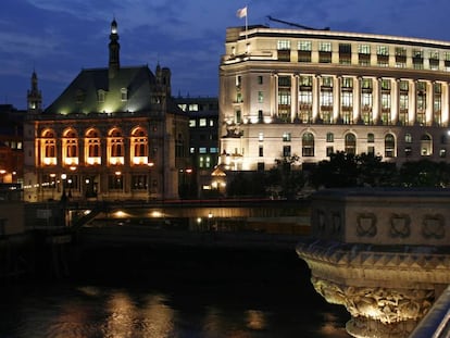 Sede de la Unilever británica, junto al puente de Blackfriars, en Londres.