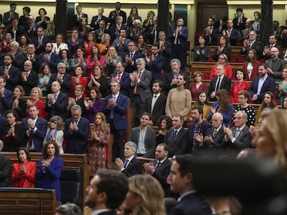 Los diputados y senadores en la sesión de apertura de la legislatura este lunes.