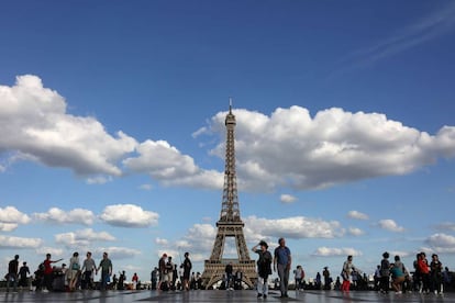 vista de la torre Eiffel,en junio de 2017