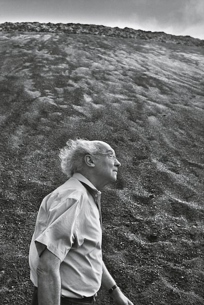 Saramago, en Lanzarote en junio de 1996.