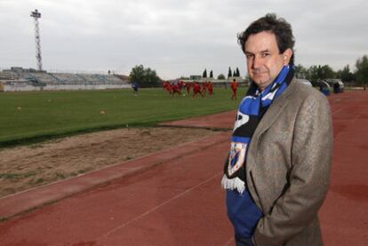 Miguel Ángel López, en el estadio de Parla.