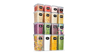 Botes herméticos sobre fondo blanco.