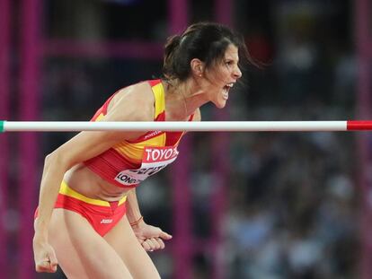 Beitia, jubilosa, tras pasar 1,92m a la tercera.