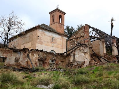 Vista de Tablate, pueblo abandonado en la provincia de Granada.