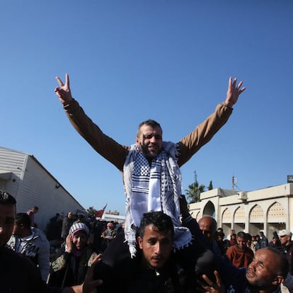 A freed Palestinian prisoner is greeted after being released by Israel as part of a hostages-prisoners swap and a ceasefire deal in Gaza between Hamas and Israel, in Khan Younis in the southern Gaza Strip, February 1, 2025. REUTERS/Hatem Khaled