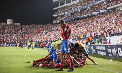 Los futbolistas del Atleti mexicano, en mayo pasado, tras coronarse en la Segunda División. 