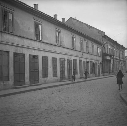 A deserted street in Oświęcim during the first months of the Nazi occupation.