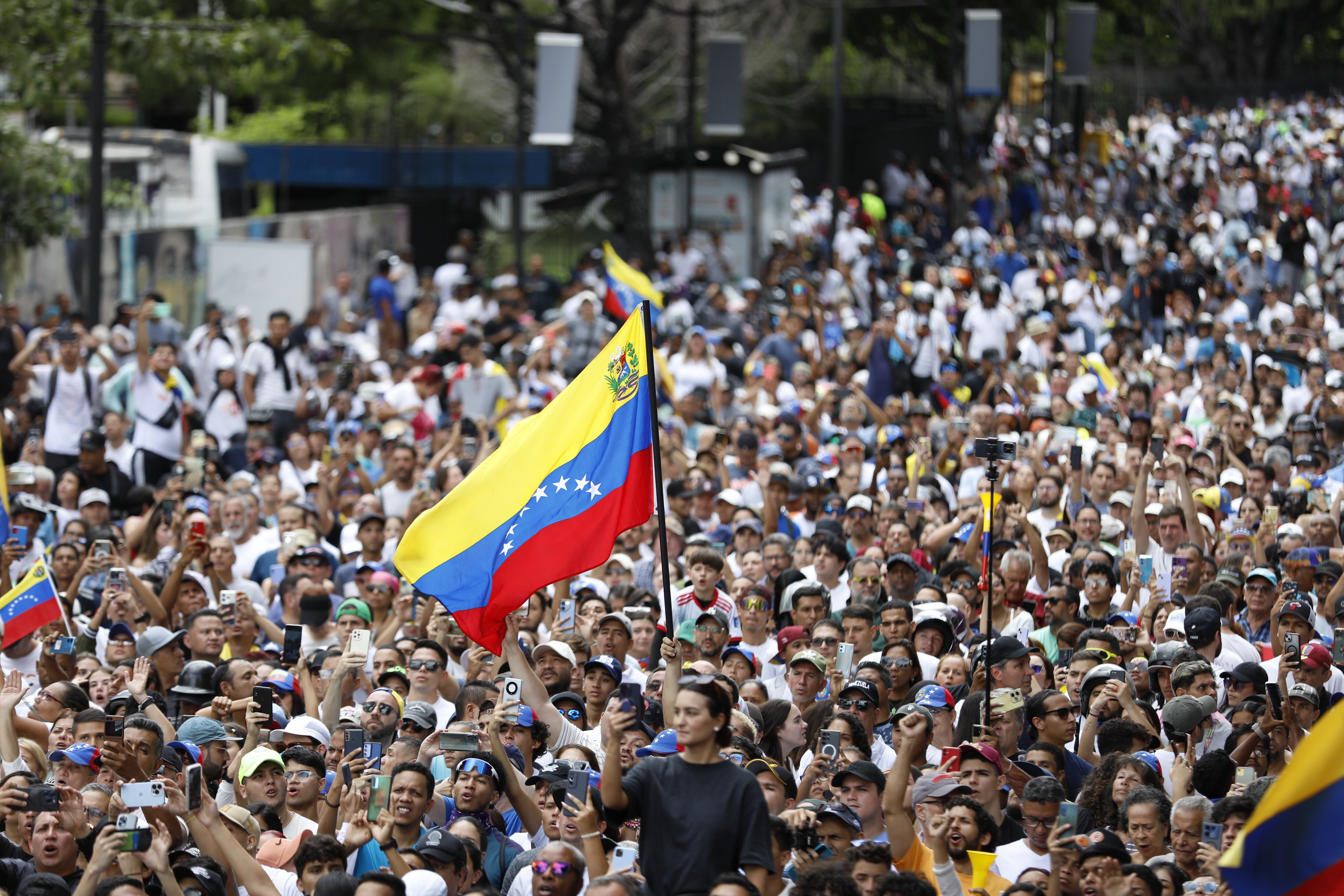 Resultados de las elecciones en Venezuela 2024, en vivo | María Corina Machado llama a salir a las calles de todo el país: “Nadie podrá robarnos lo que logramos”