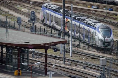 Um dos novos trens, na estação de Estrasburgo.