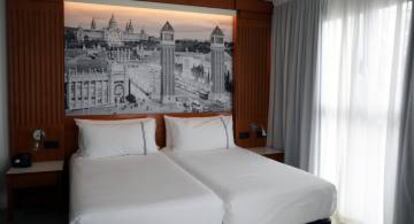 Vista de una habitación del Apolo Hotel en Barcelona, España.