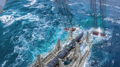 La construcción del gasoducto marino Brownsville-Tuxpan, en el golfo de México.