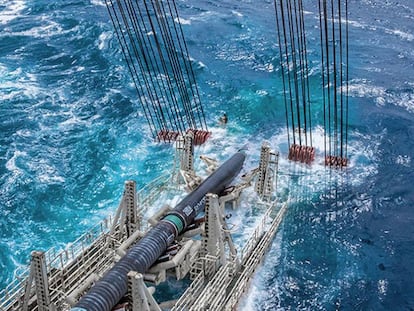 La construcción del gasoducto marino Brownsville-Tuxpan, en el golfo de México.