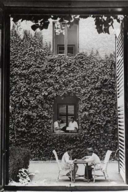 Una vista de los patios interiores de la Residencia, durante la Guerra Civil.