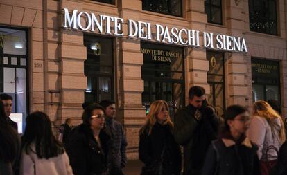 Una oficina del banco italiano Monte dei Paschi.