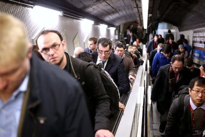 Subway passengers on line one in Barcelona.