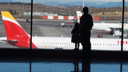 Vista del aeropuerto de Barajas desde el interior de la Terminal 4. / Pablo Monge