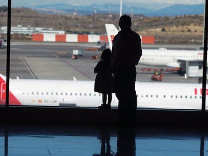 Vista del aeropuerto de Barajas desde el interior de la Terminal 4. / Pablo Monge