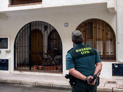 El cad&aacute;ver de un hombre con signos de violencia ha aparecido en el t&eacute;rmino municipal de Miramar (Valencia).