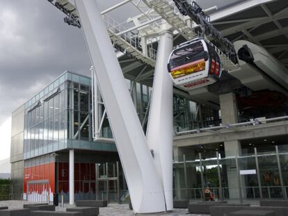 Este teleférico es más una atracción turística que un medio de transporte.