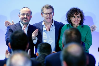 Fernández, Feijóo y Montserrat, el miércoles en Barcelona.