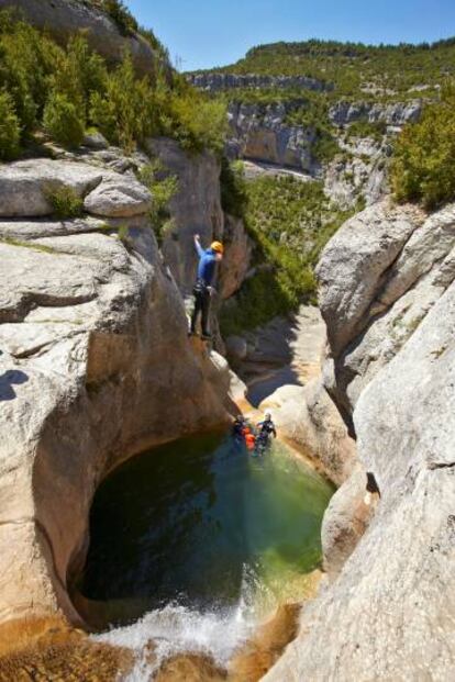 Descenso de cañones en la sierra de Guara, en Huesca.