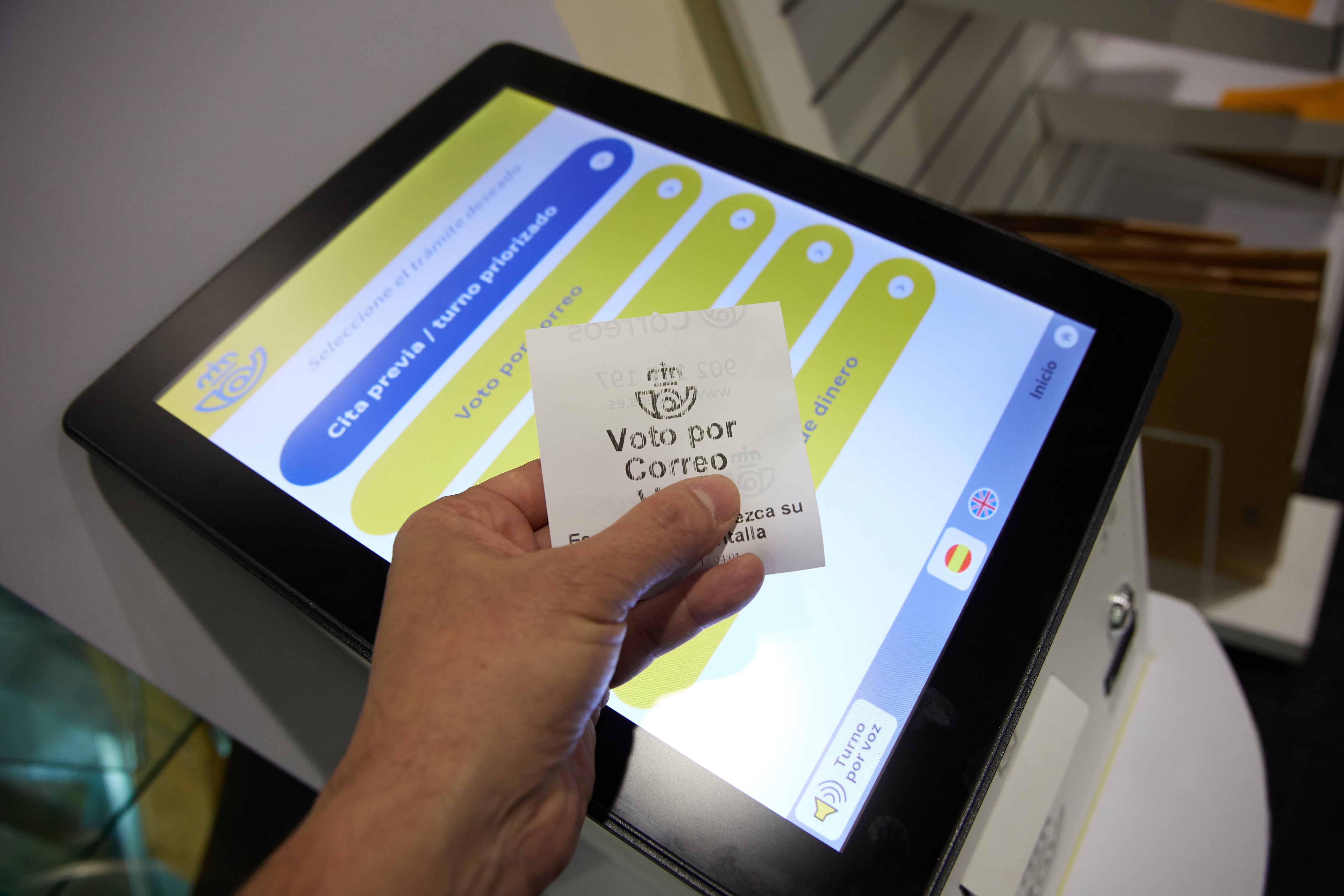 ¿Cómo solicitar el voto por correo para las elecciones generales del 29-N? Plazos, requisitos y tramitación
