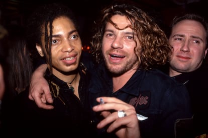 Terence Trent D'Arby and his friend Michael Hutchence in Paris in 1993.