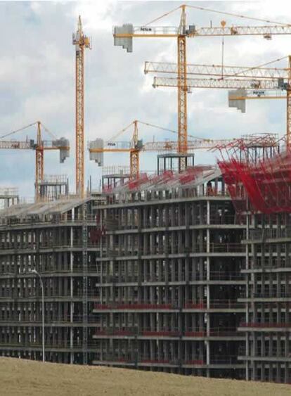 Un bloque de viviendas en construcción en Seseña (Toledo), correspondientes a una promoción de Francisco Hernando, <i>El Pocero</i>.