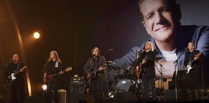 Jackson Browne e os Eagles homenagearam Glenn Frey.