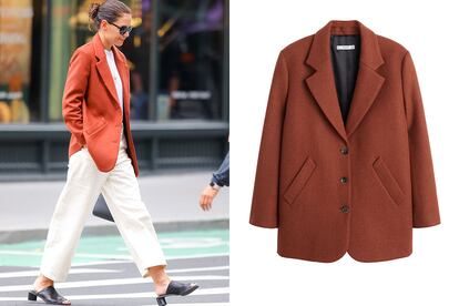 Katie Holmes y su abrigo de Mango (99,99 euros).