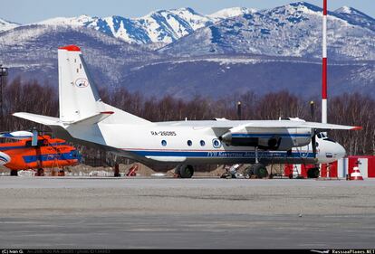 El avión An-26 en la ciudad de Petropavlovsk-Kamchatka.