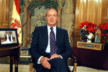 El Rey Juan Carlos, durante su tradicional discurso de Nochebuena.