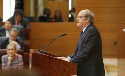 El portavoz del PSOE madrileño, Ángel Gabilondo, en la Asamblea de Madrid