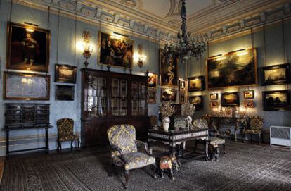 Un salón en el palacio de Liria.