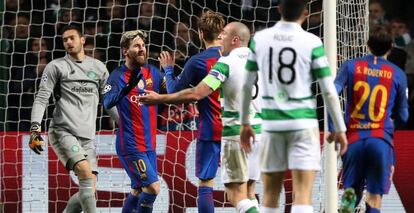 Messi celebra su segundo gol, el número 100 en Europa.