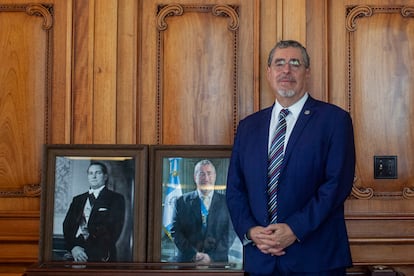 Bernardo Arévalo next to a photograph of his father, former president Juan José Arévalo, on September 6.