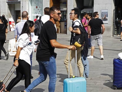 Turistas en Madrid.