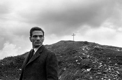 Pier Paolo Pasolini, en Monte Testaccio (Roma), en 1960.