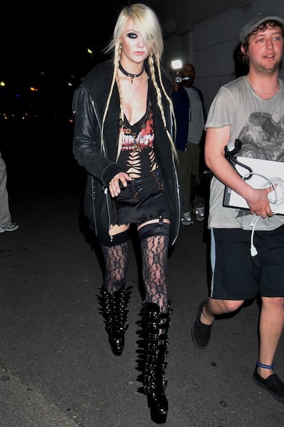 Botas similares a las que le gusta llevar a Taylor Momsen.