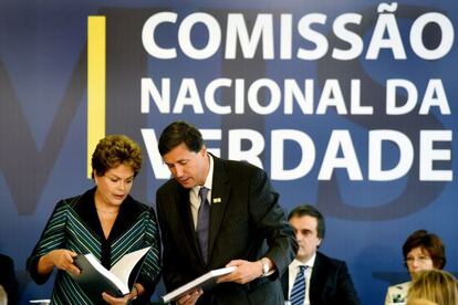 Dilma Rousseff recibe el informe de la Comisi&oacute;n de la Verdad. 