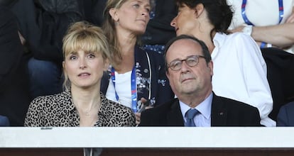 Julie Gayet y François Hollande, en mayo de 2019.