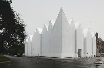 Edificio para la Filarm&oacute;nica de Szczecin (Polonia), de Fabrizio Barozzi y Alberto Veiga, uno de los finalistas de los premios Mies van de Rohe. 
