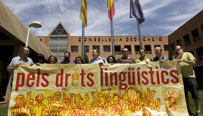 Protesta d'Escola Valenciana l'any 2010.