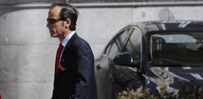 El inspector del Banco de España José Antonio Casaus, a su llegada hoy a la Audiencia Nacional.