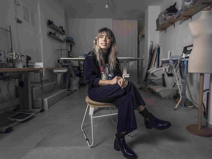 Lucia Rodríguez, creadora de Roca Mood, en la tienda situada en la Corredera Baja de San Pablo en Madrid.