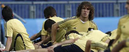 Puyol, en el centro, durante una sesión preparatoria.