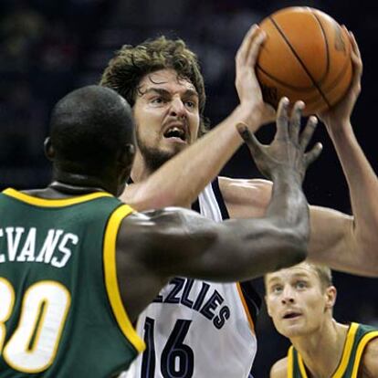 Gasol, en un partido contra Seattle.