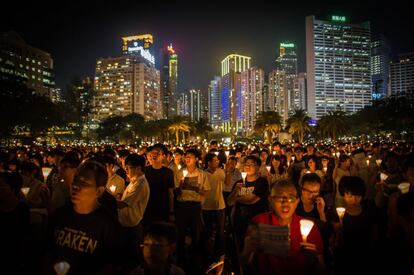 Vigilia en Hong Kong en recuerdo a las víctimas de Tiananmen.